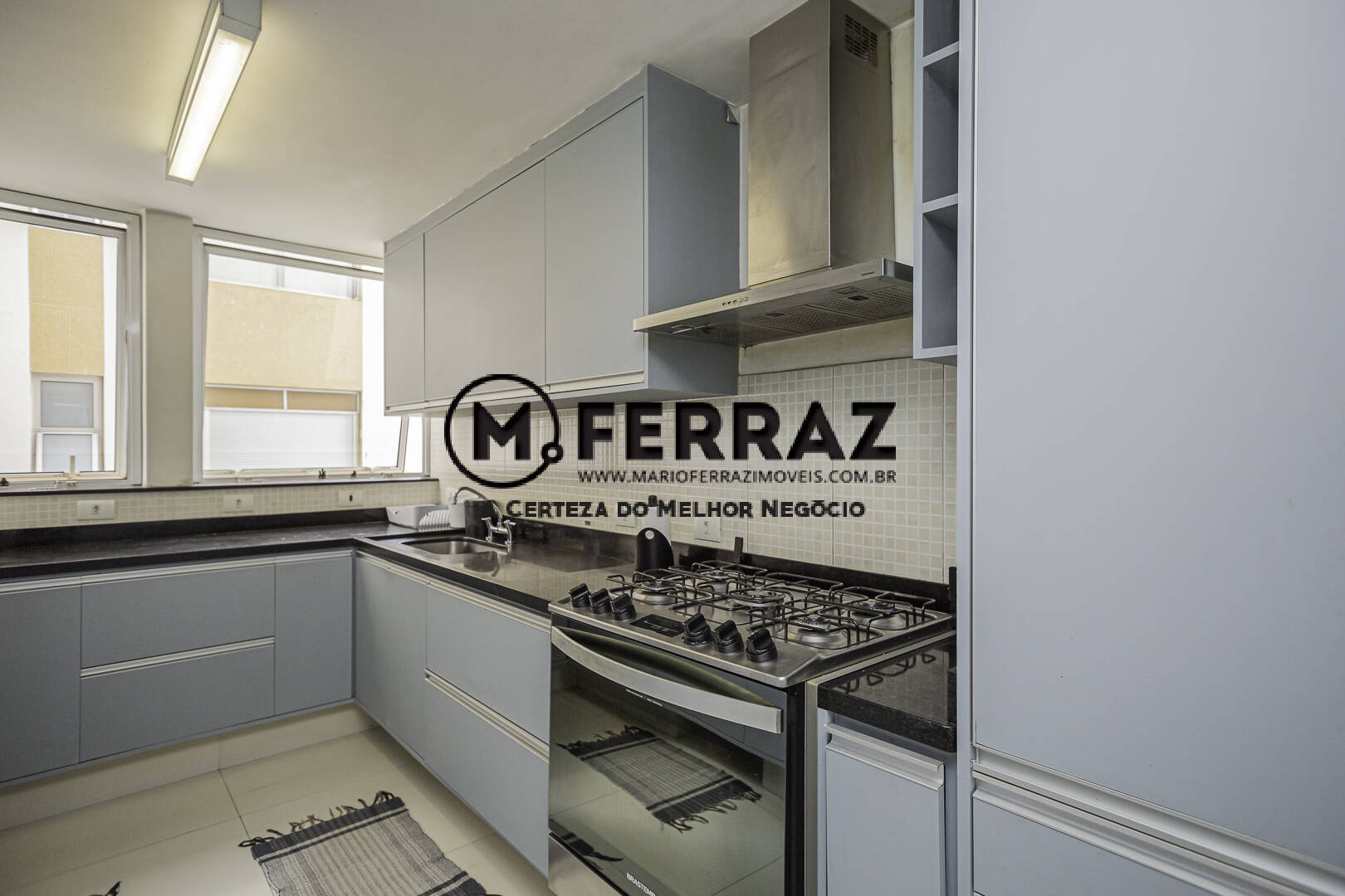 Apartamento à venda com 3 quartos, 256m² - Foto 15