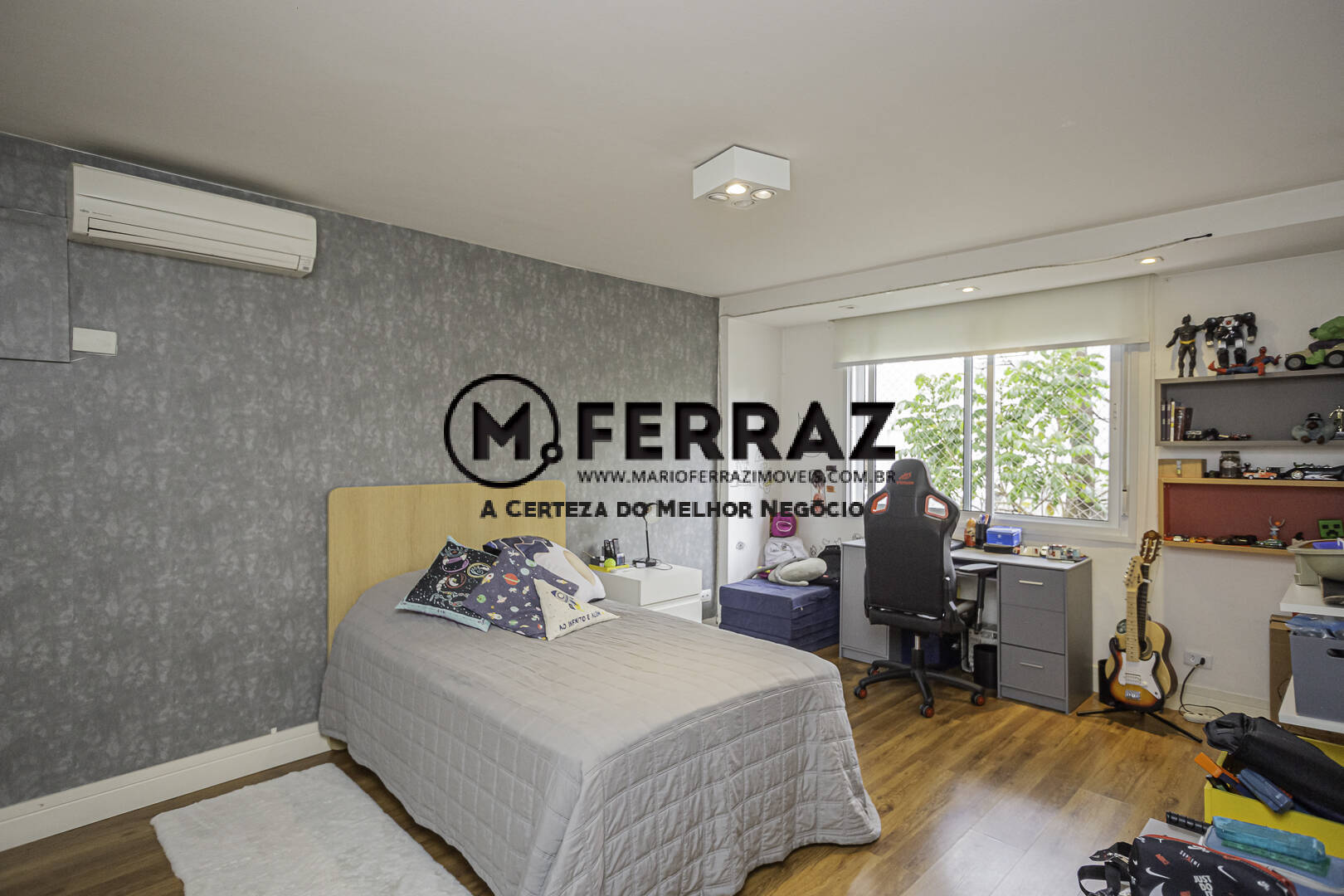 Apartamento à venda com 3 quartos, 256m² - Foto 18