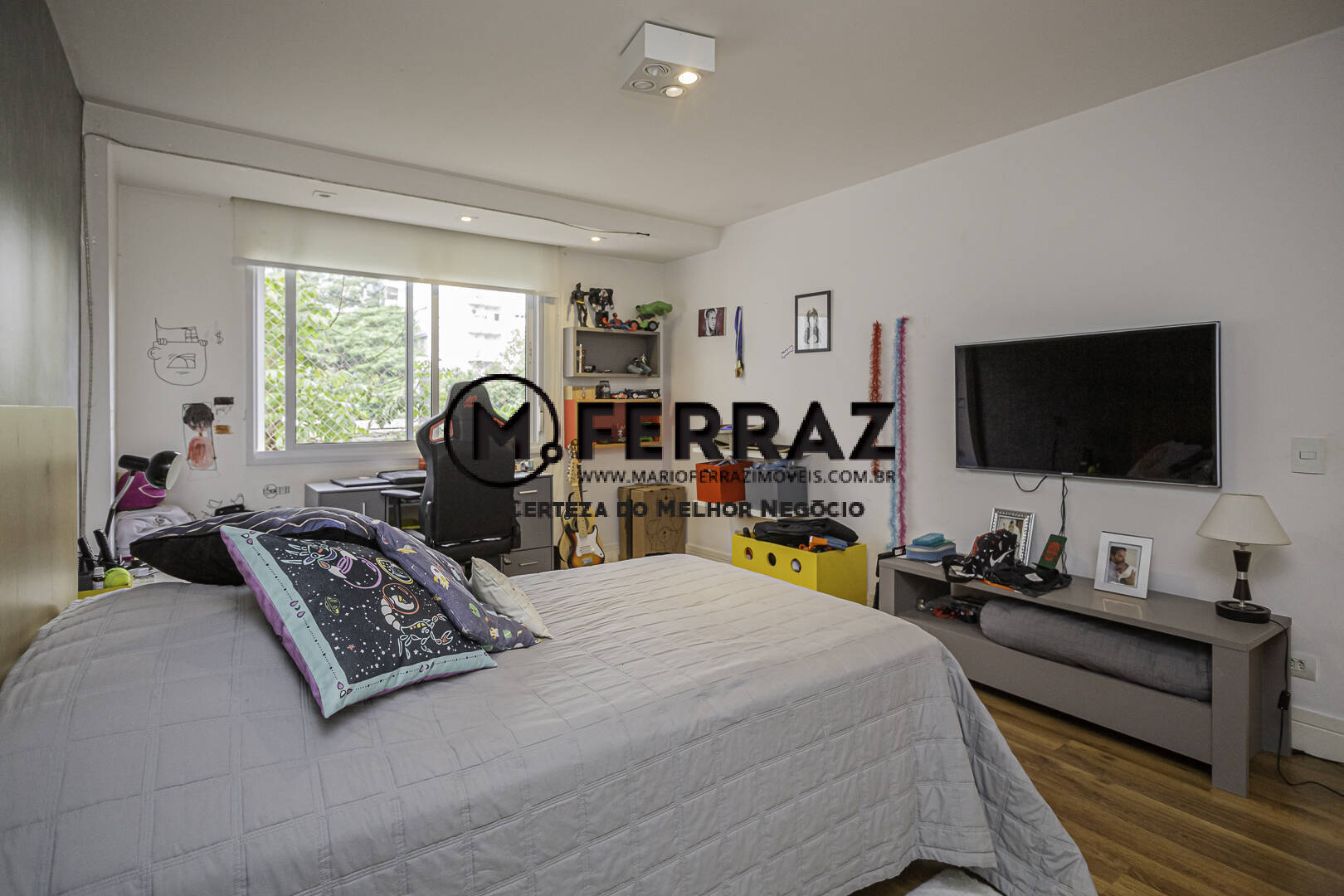 Apartamento à venda com 3 quartos, 256m² - Foto 19