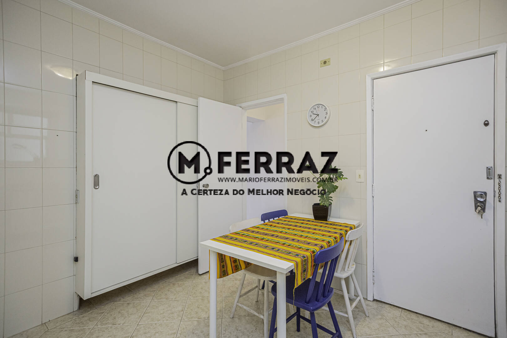 Apartamento à venda com 3 quartos, 123m² - Foto 9