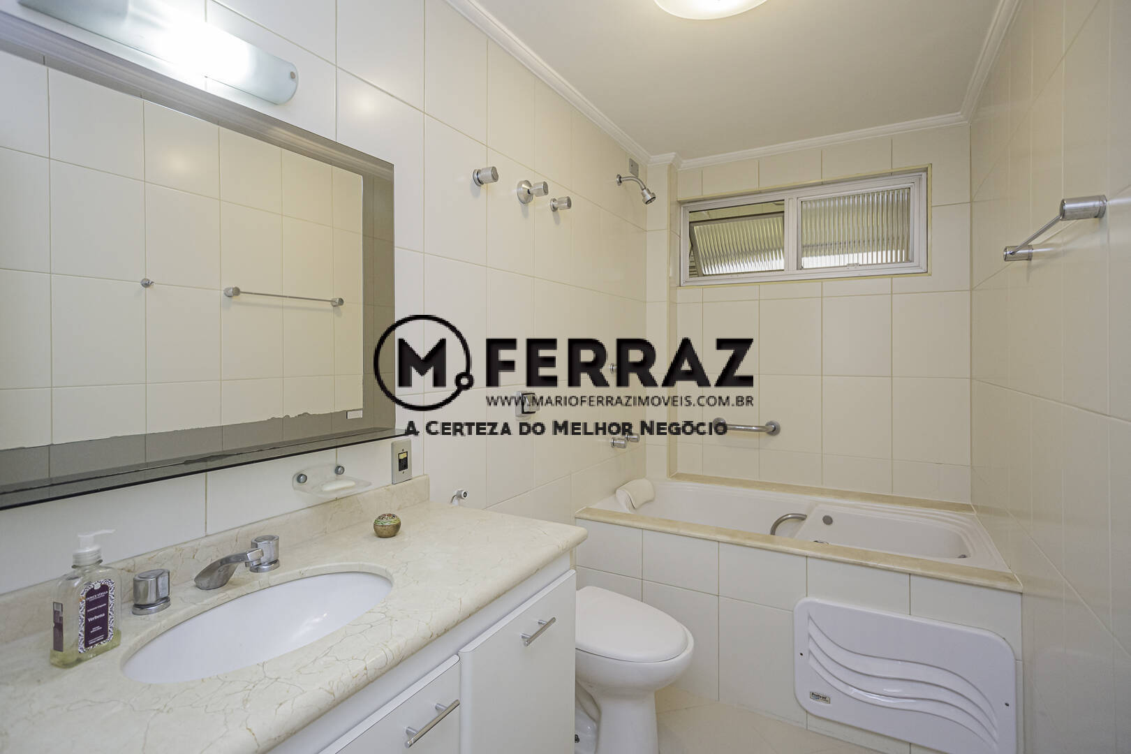 Apartamento à venda com 3 quartos, 123m² - Foto 12