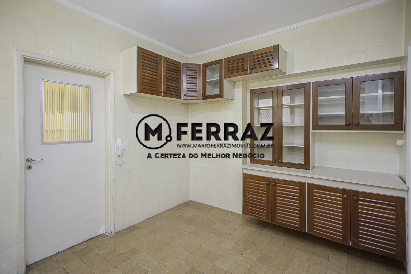 Apartamento à venda com 3 quartos, 123m² - Foto 7