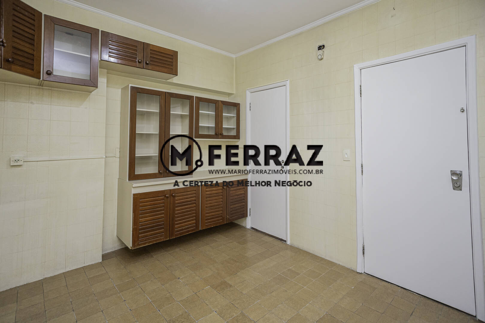 Apartamento à venda com 3 quartos, 123m² - Foto 8