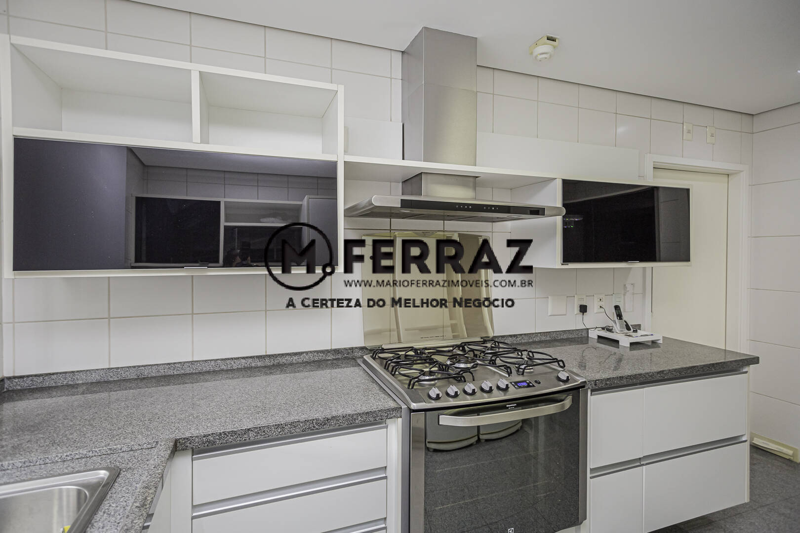 Apartamento à venda com 3 quartos, 332m² - Foto 19