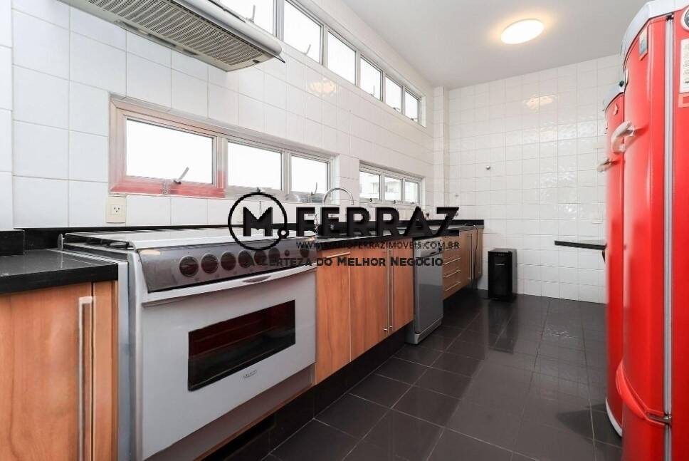 Apartamento à venda com 4 quartos, 228m² - Foto 4