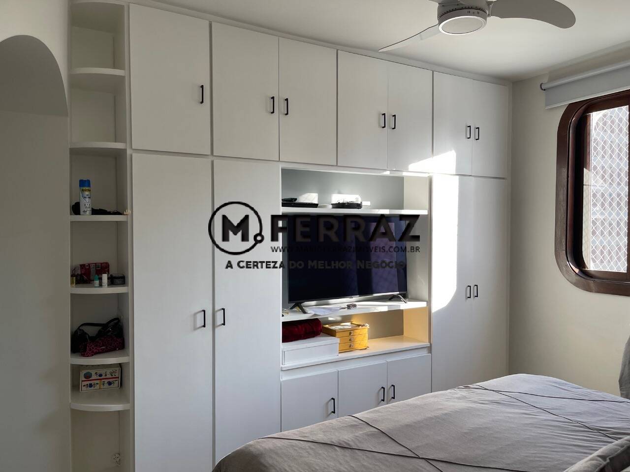 Apartamento à venda com 3 quartos, 196m² - Foto 8