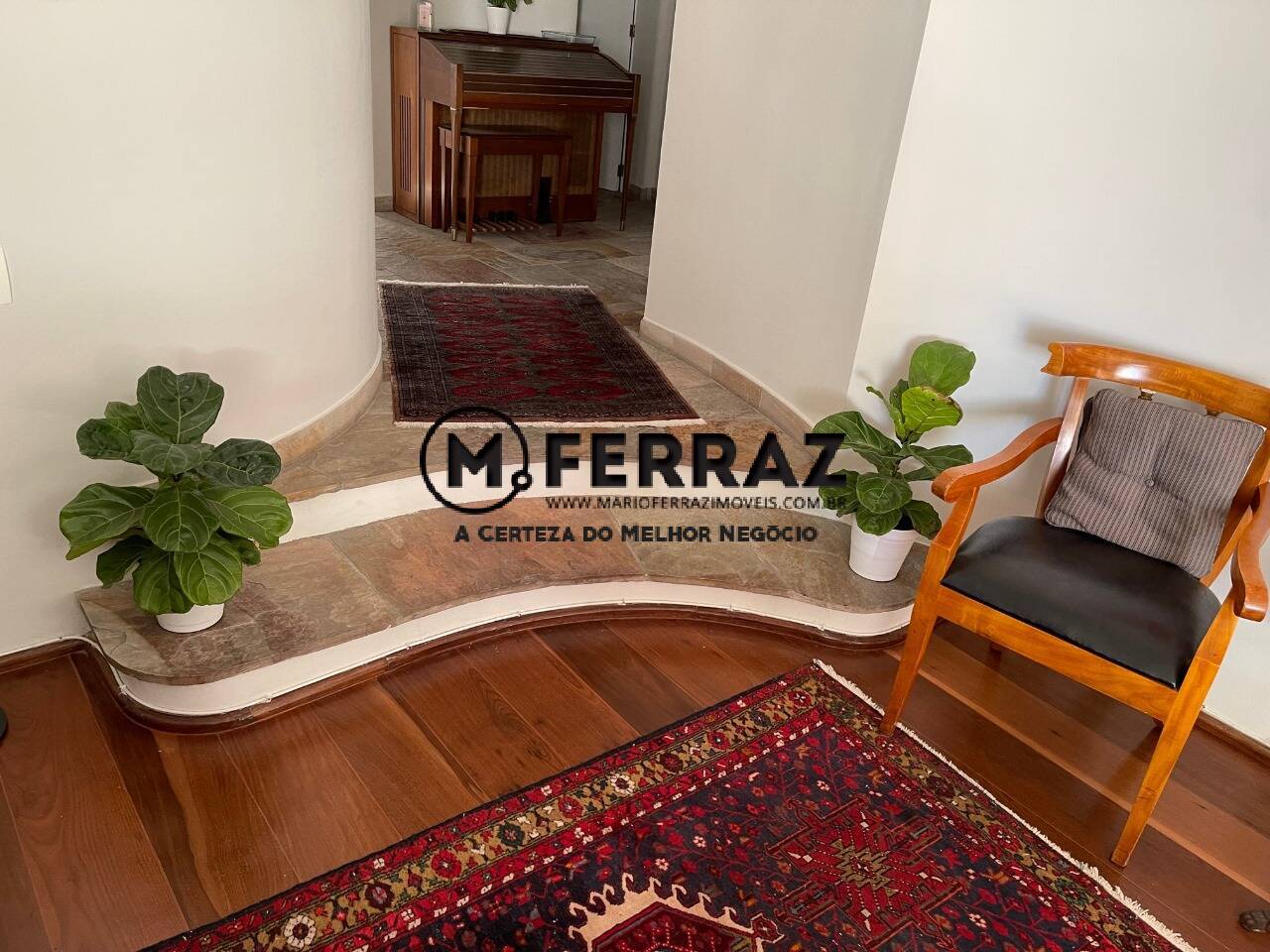 Apartamento à venda com 3 quartos, 196m² - Foto 3