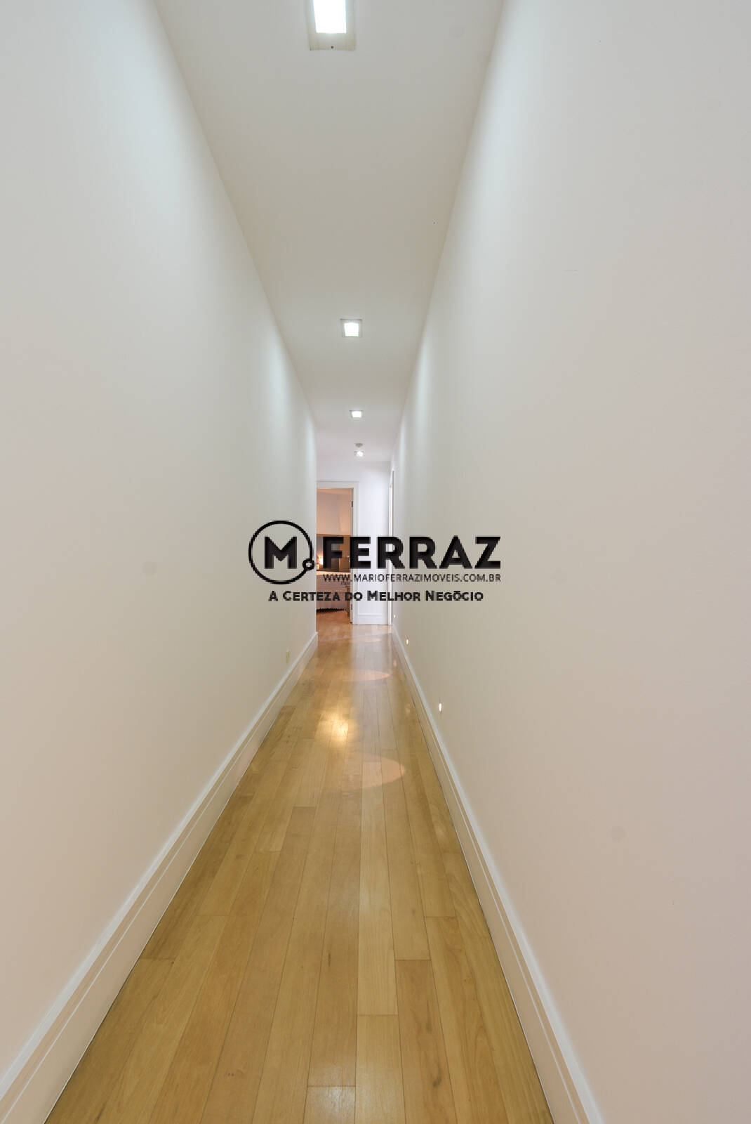 Apartamento à venda com 3 quartos, 224m² - Foto 57