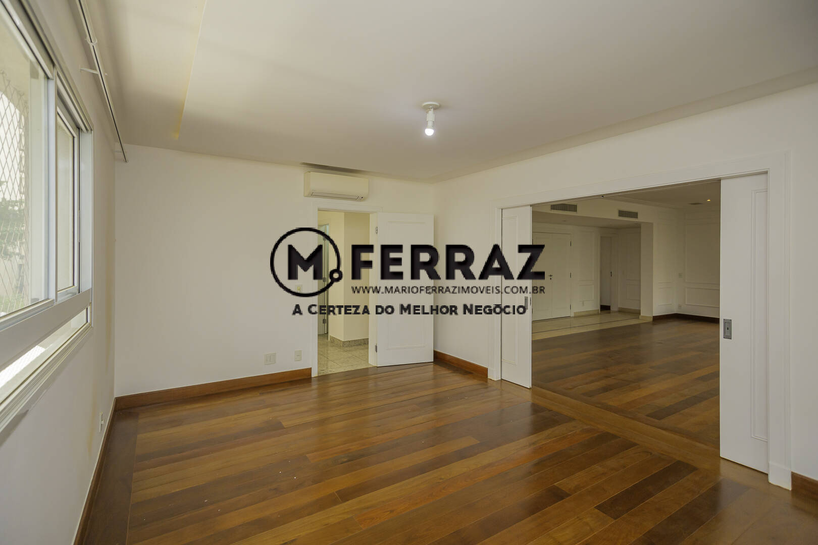 Apartamento para alugar com 4 quartos, 358m² - Foto 14