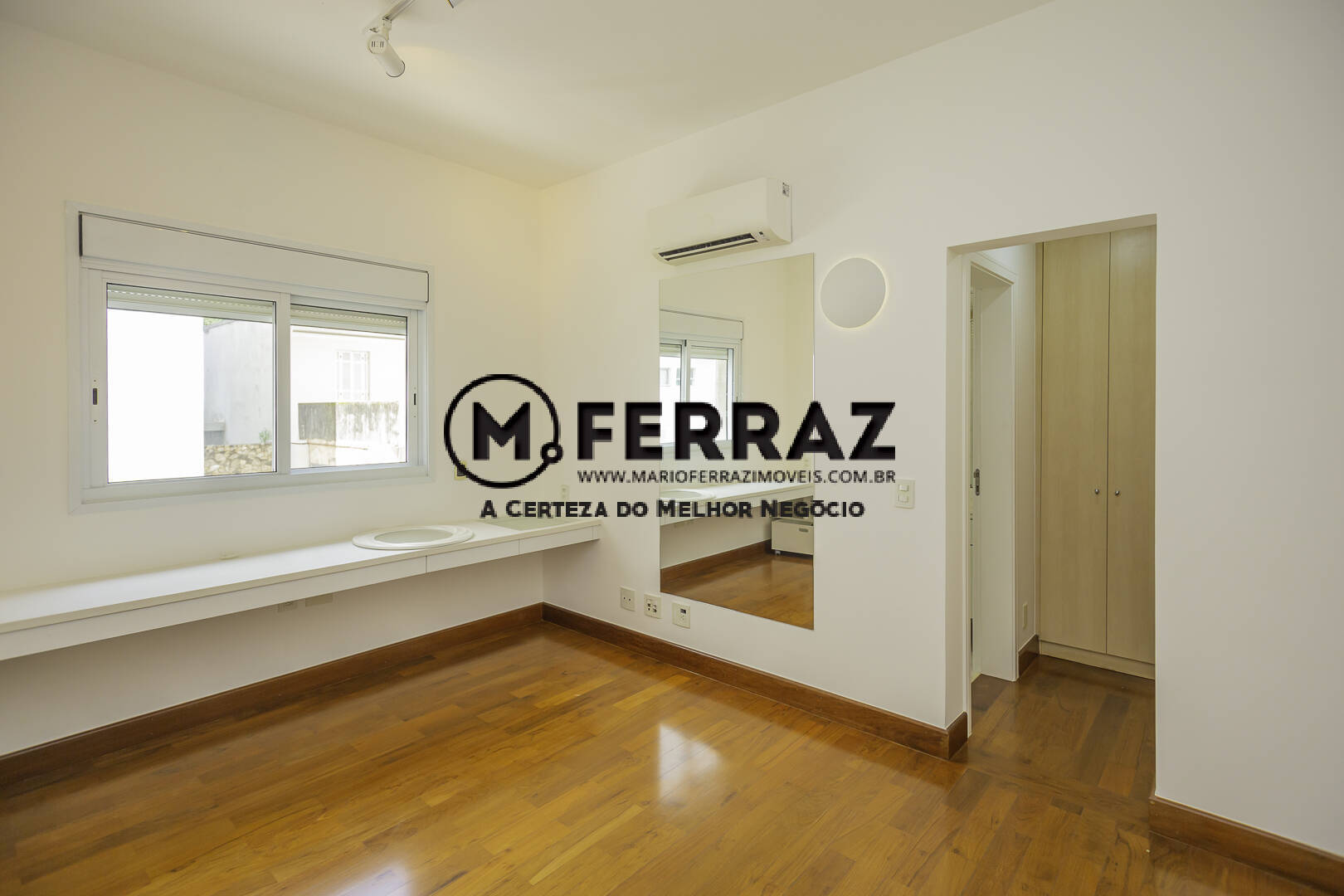 Apartamento para alugar com 4 quartos, 358m² - Foto 24