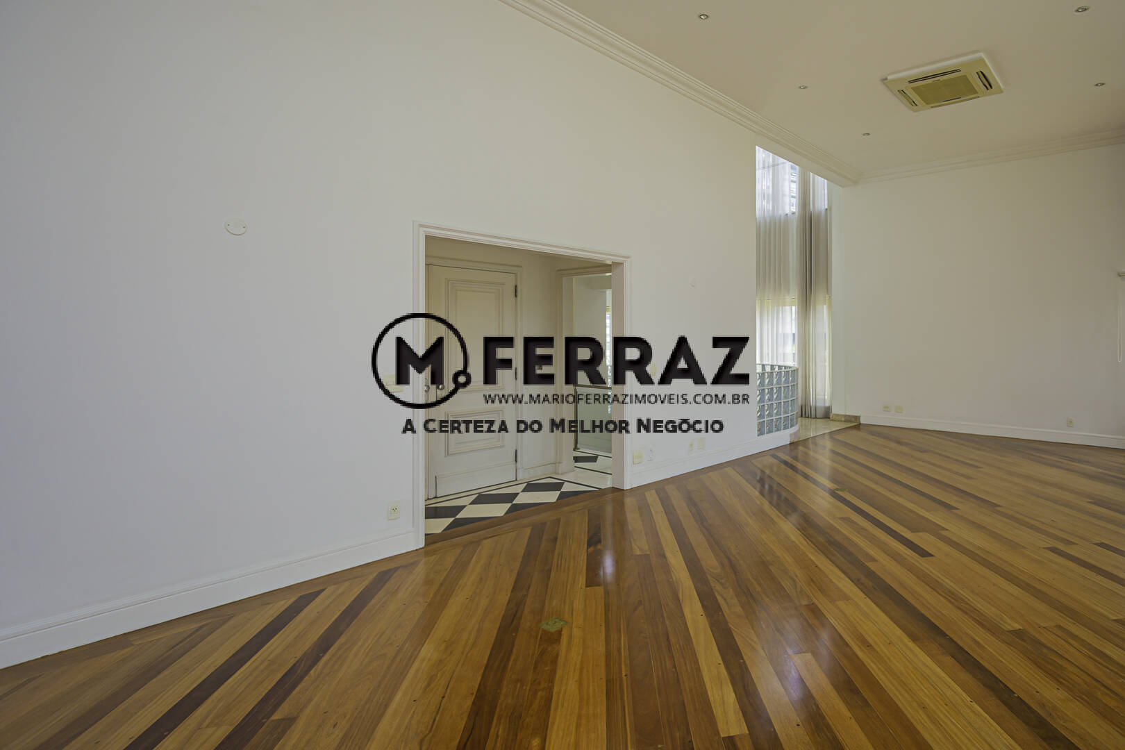 Apartamento para alugar com 4 quartos, 600m² - Foto 11