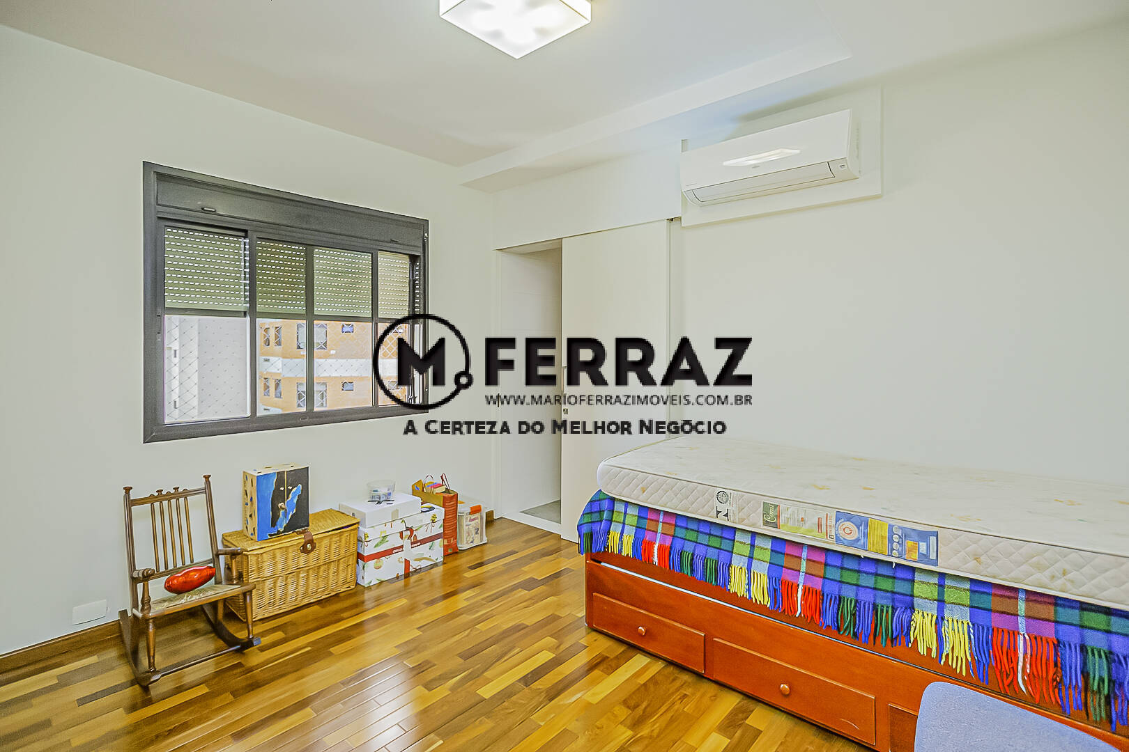 Apartamento à venda com 4 quartos, 218m² - Foto 27