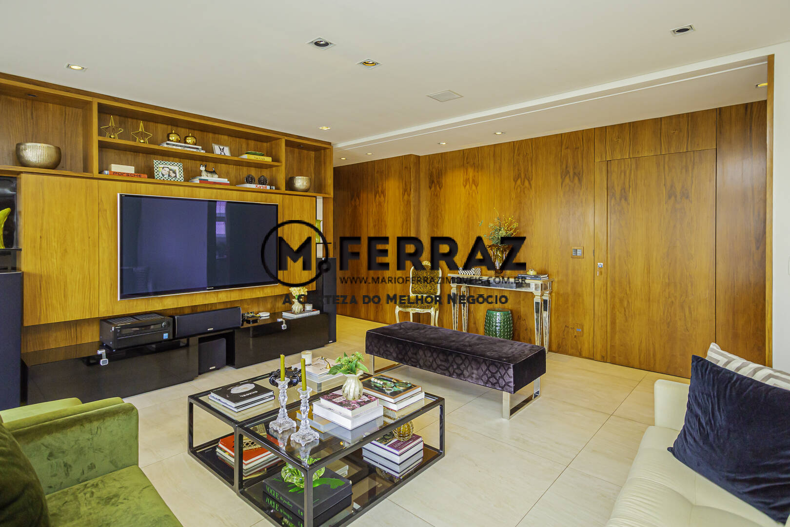 Apartamento à venda com 4 quartos, 189m² - Foto 3