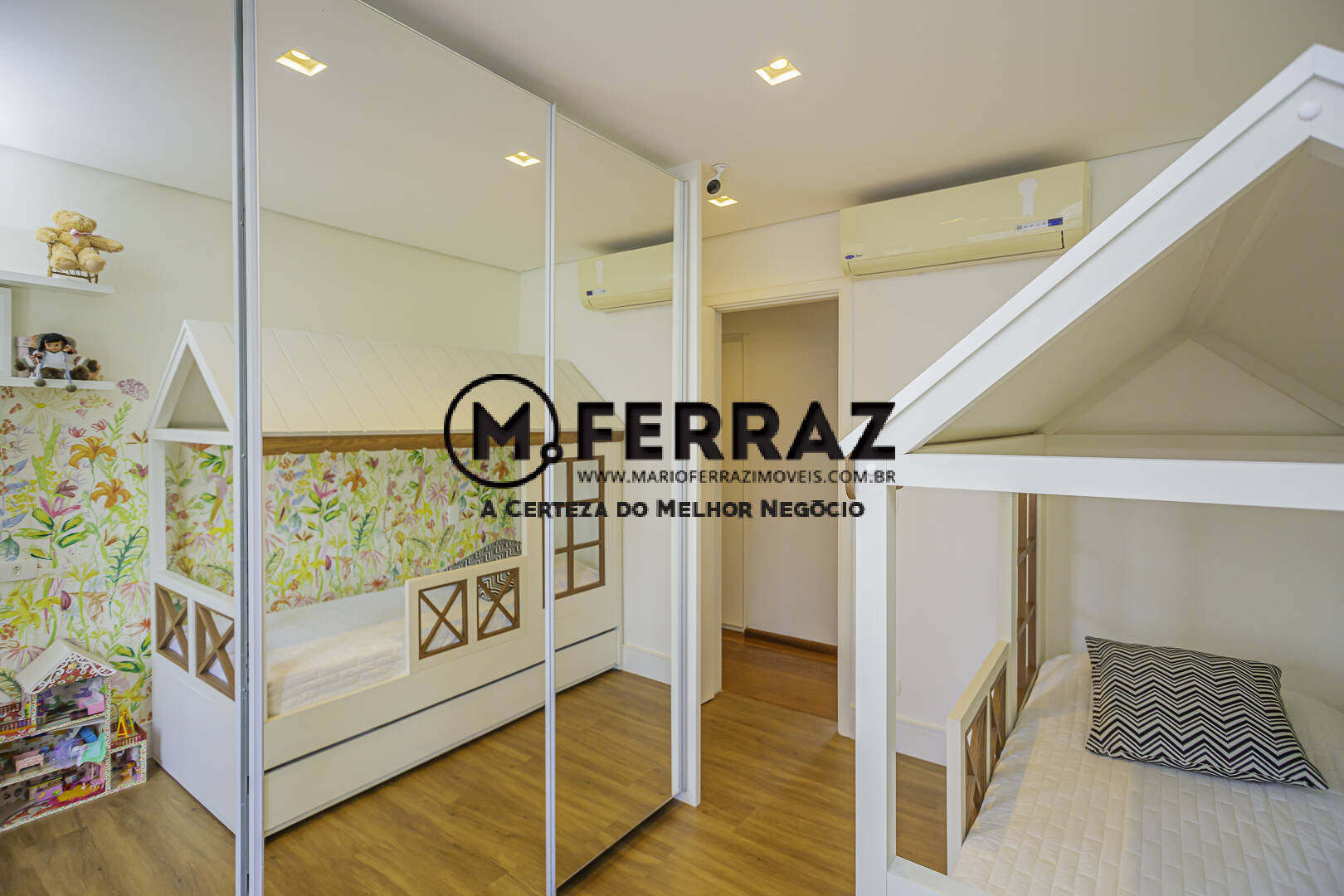 Apartamento à venda com 4 quartos, 189m² - Foto 28