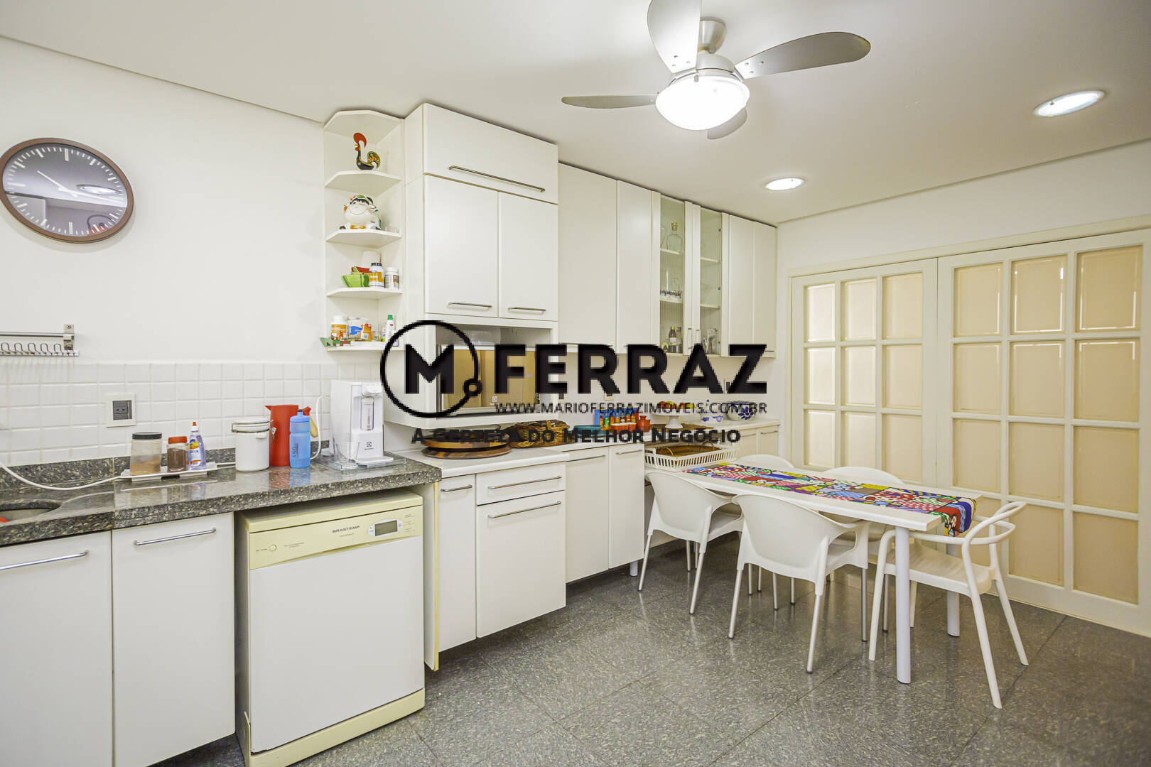 Apartamento à venda com 3 quartos, 166m² - Foto 15