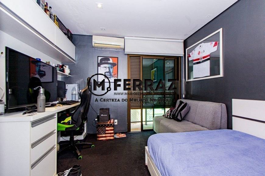 Apartamento à venda com 3 quartos, 228m² - Foto 13