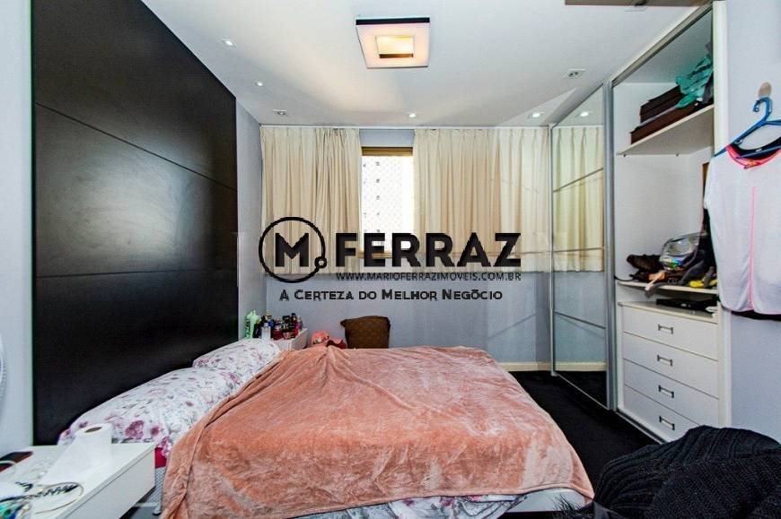 Apartamento à venda com 3 quartos, 228m² - Foto 15