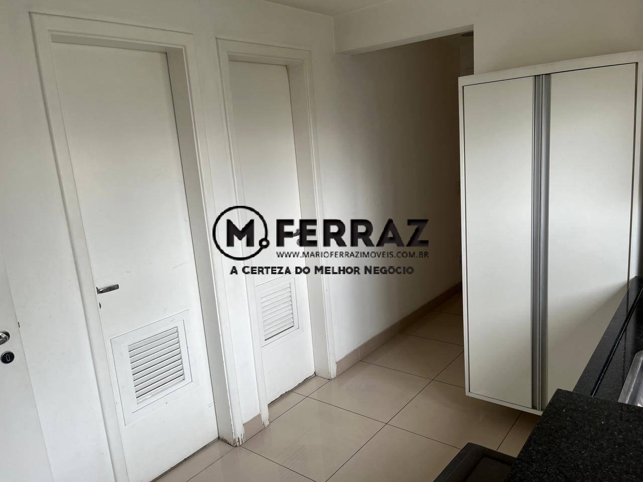 Apartamento para alugar com 3 quartos, 210m² - Foto 58