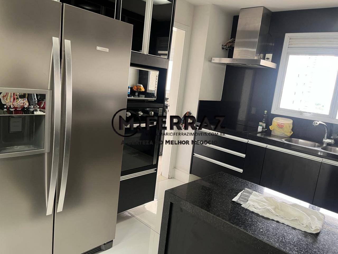 Apartamento para alugar com 3 quartos, 210m² - Foto 27