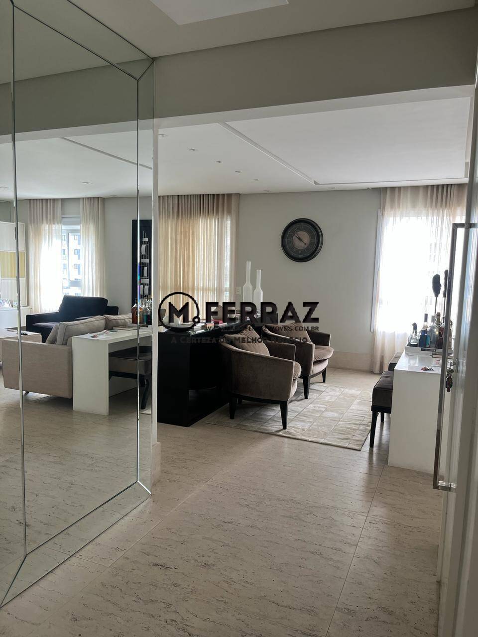 Apartamento para alugar com 3 quartos, 210m² - Foto 19