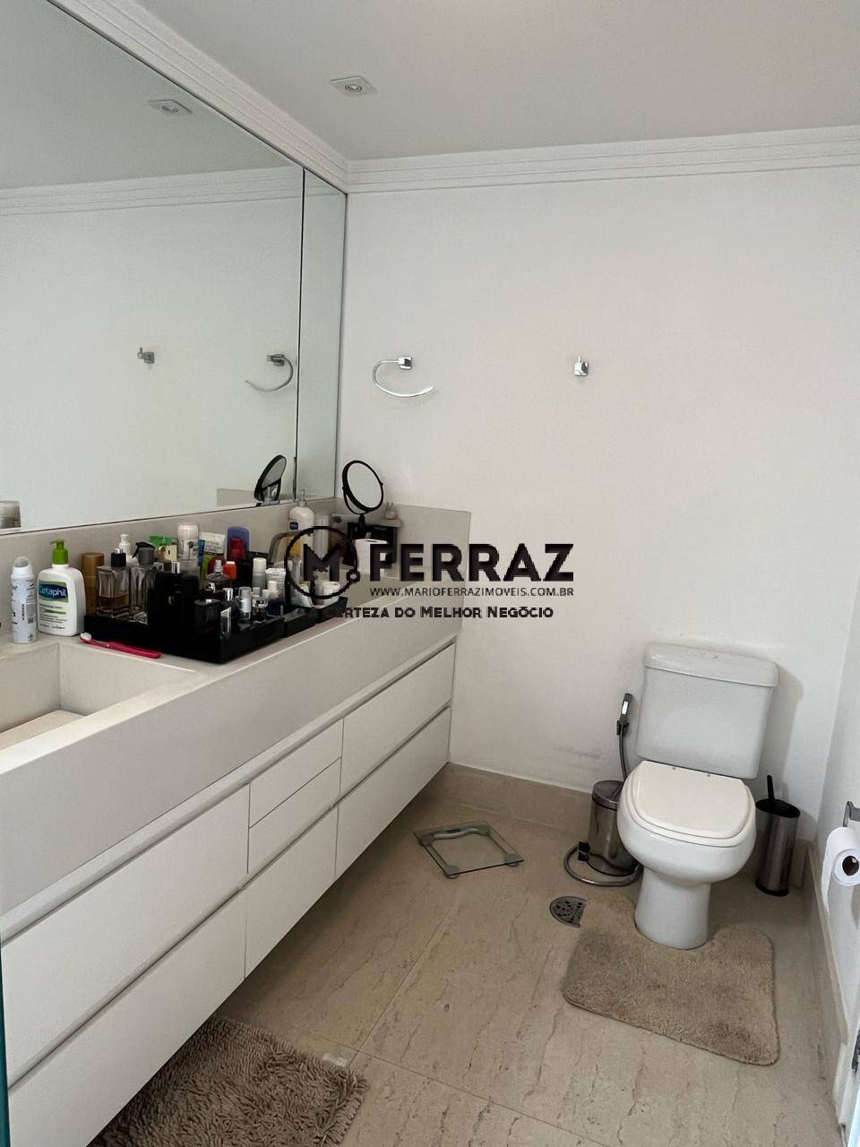 Apartamento para alugar com 3 quartos, 210m² - Foto 49