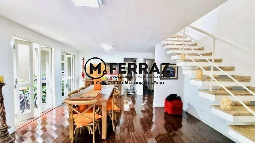 Casa à venda com 3 quartos, 350m² - Foto 1