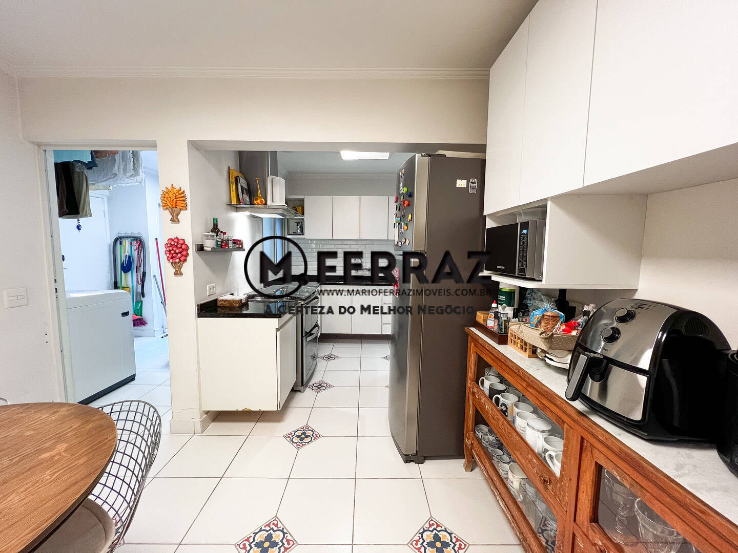 Apartamento à venda com 3 quartos, 140m² - Foto 9