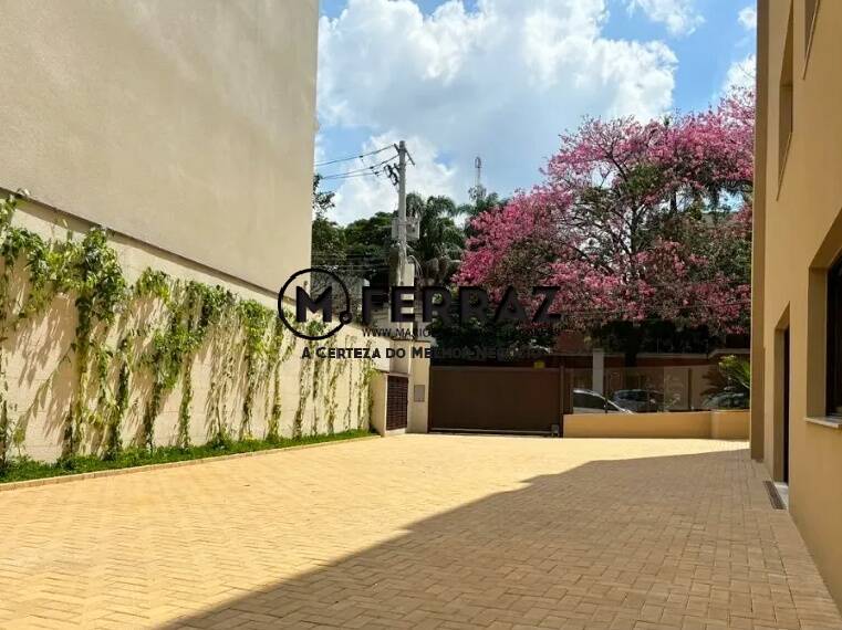 Casa à venda e aluguel com 5 quartos, 1200m² - Foto 8