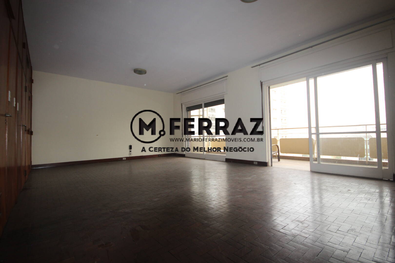 Apartamento à venda com 4 quartos, 370m² - Foto 32