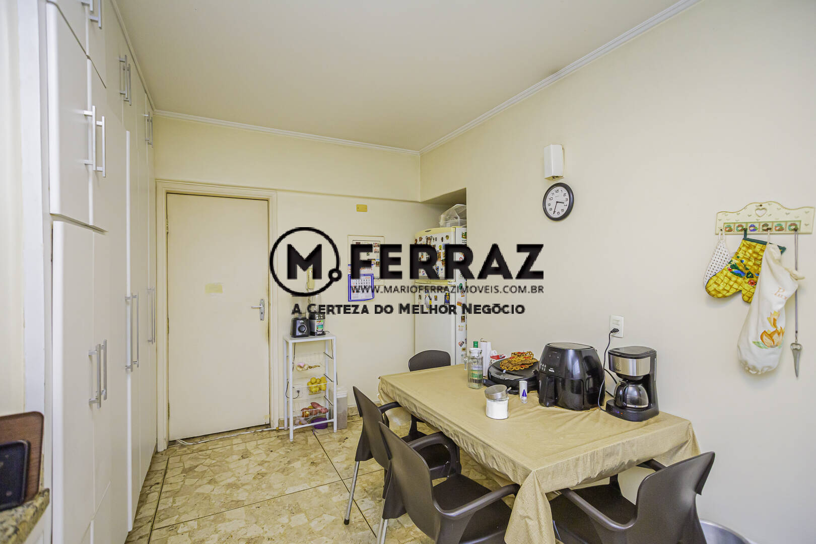 Apartamento à venda com 3 quartos, 173m² - Foto 12