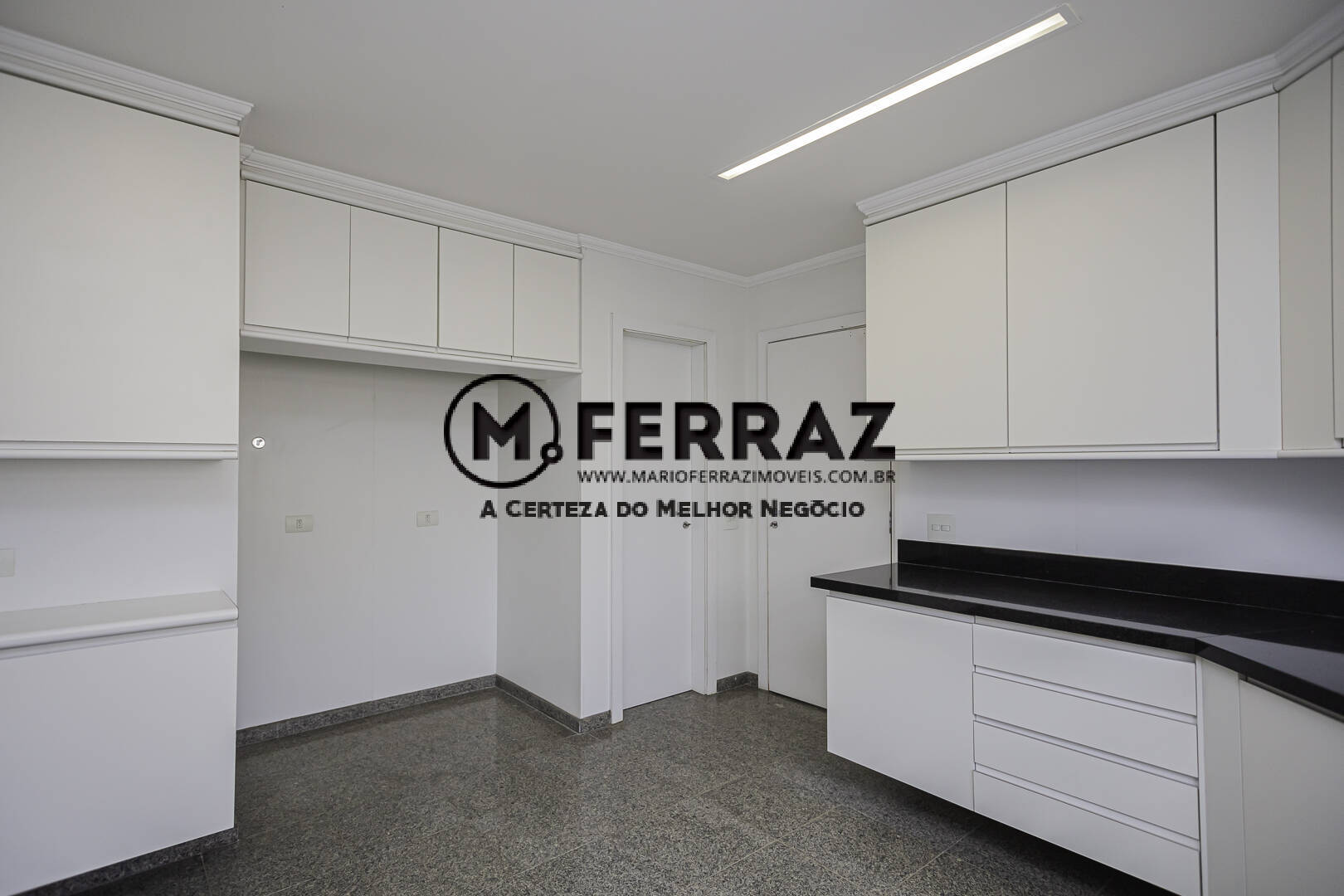 Apartamento à venda com 4 quartos, 395m² - Foto 17