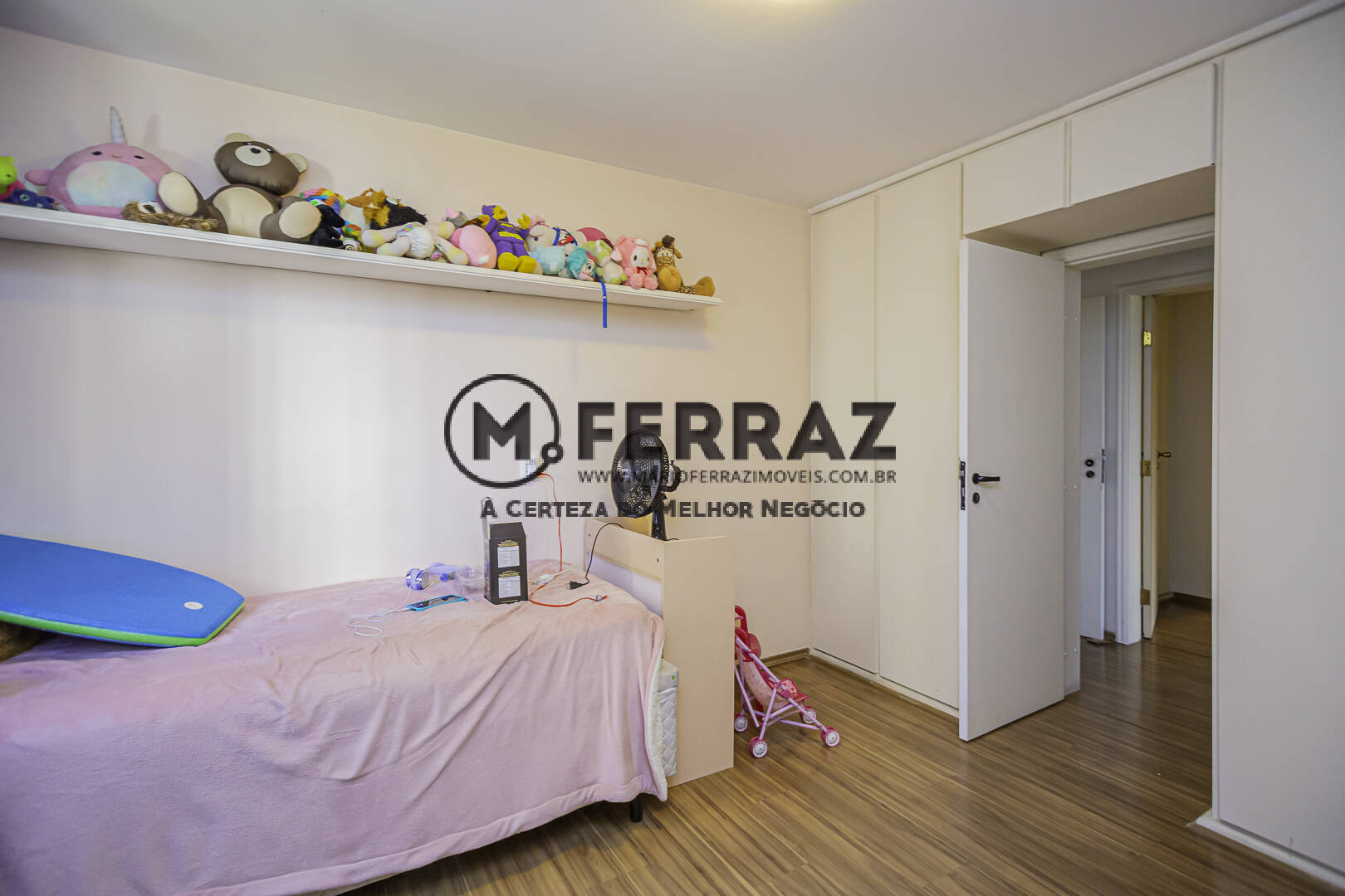 Apartamento à venda com 3 quartos, 144m² - Foto 10