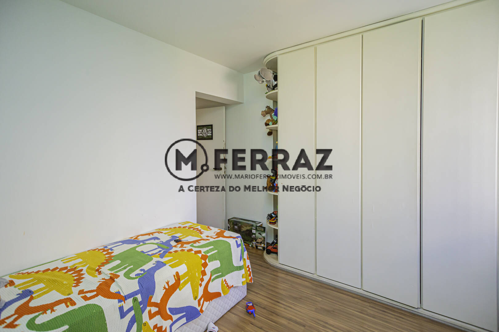 Apartamento à venda com 3 quartos, 144m² - Foto 14