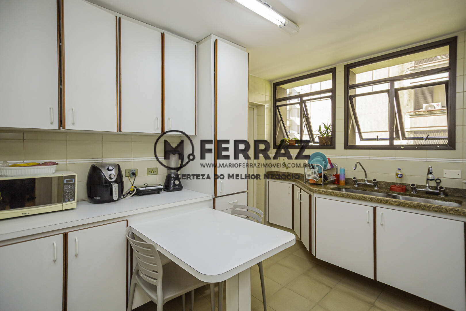 Apartamento à venda com 3 quartos, 144m² - Foto 24