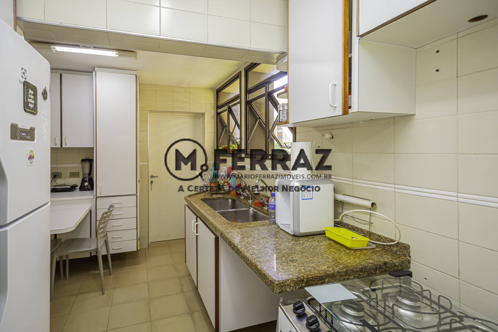 Apartamento à venda com 3 quartos, 144m² - Foto 25