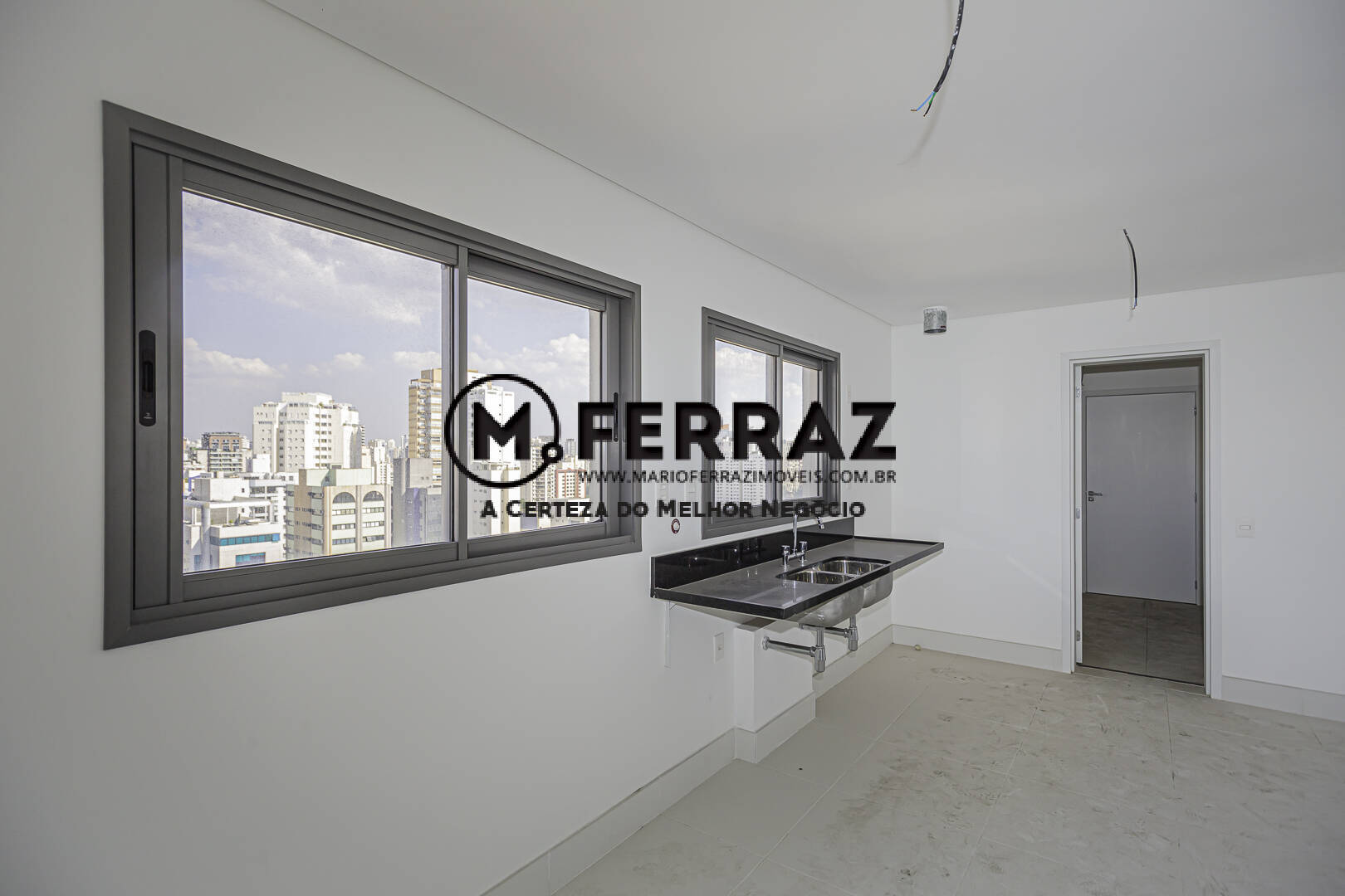 Apartamento à venda com 4 quartos, 245m² - Foto 15