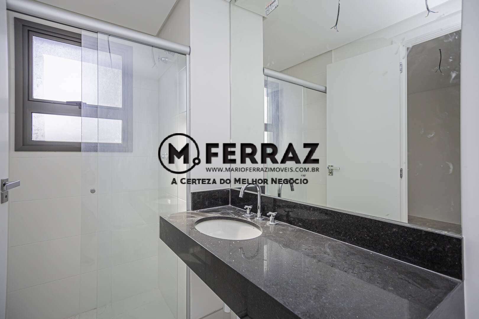 Apartamento à venda com 4 quartos, 245m² - Foto 27