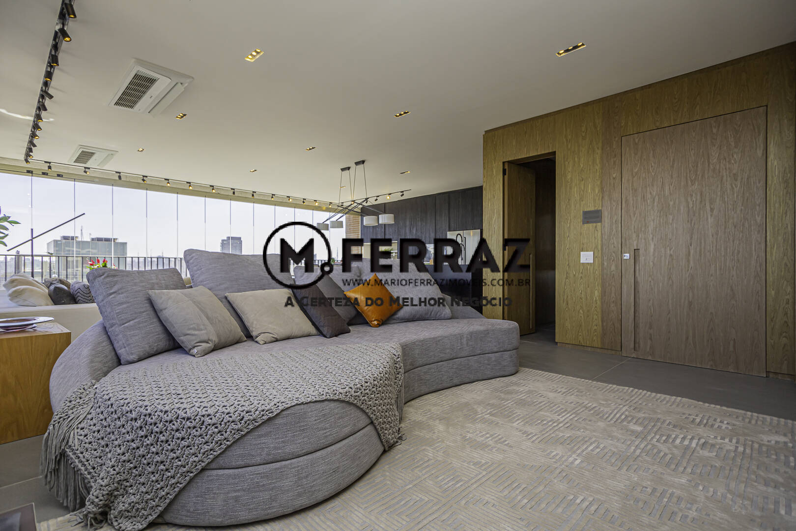 Apartamento à venda com 3 quartos, 191m² - Foto 3