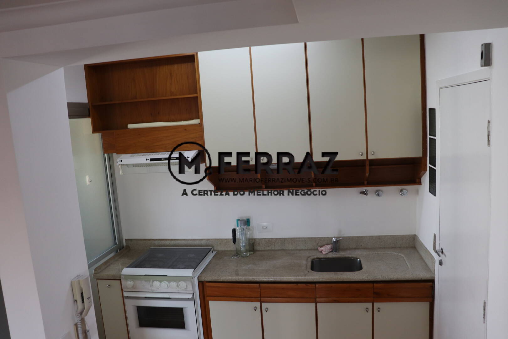 Apartamento para alugar com 2 quartos, 99m² - Foto 9