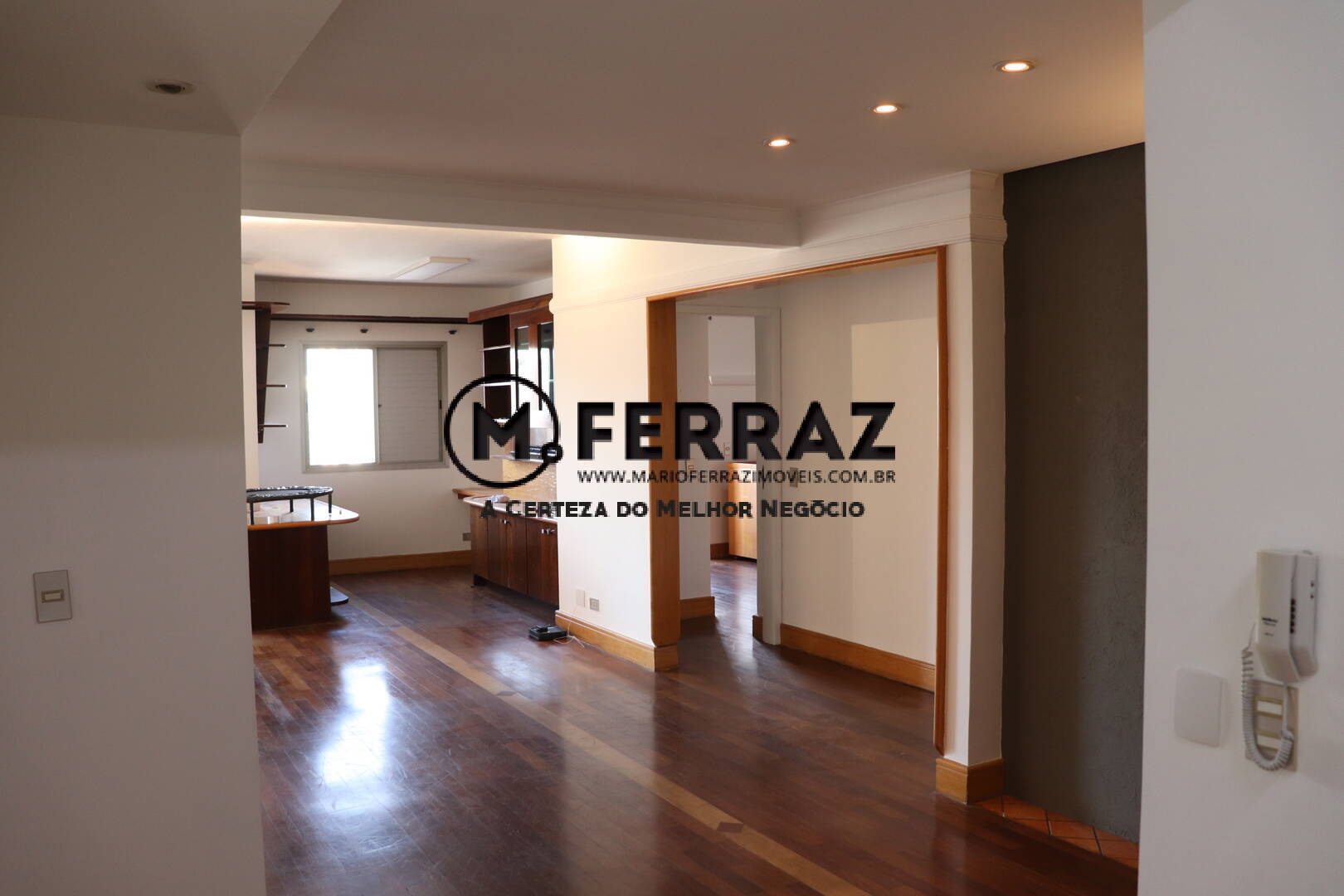 Apartamento para alugar com 2 quartos, 99m² - Foto 3