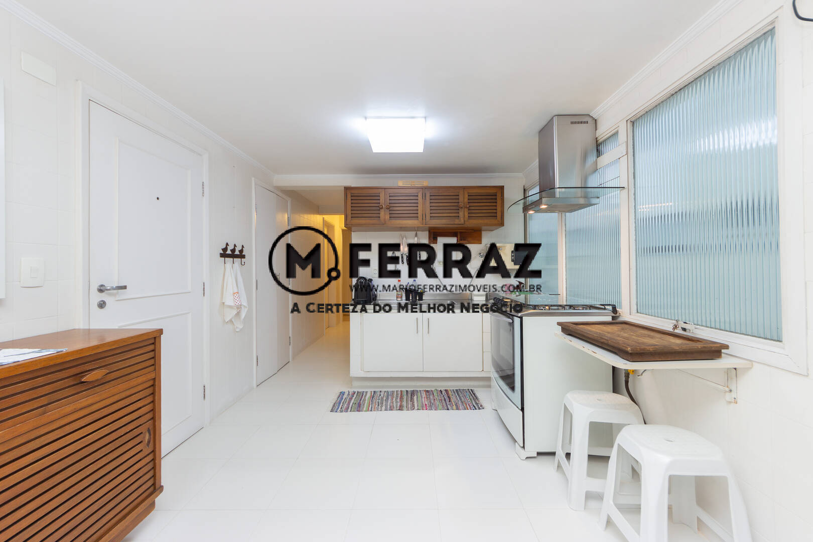 Apartamento à venda com 3 quartos, 130m² - Foto 11