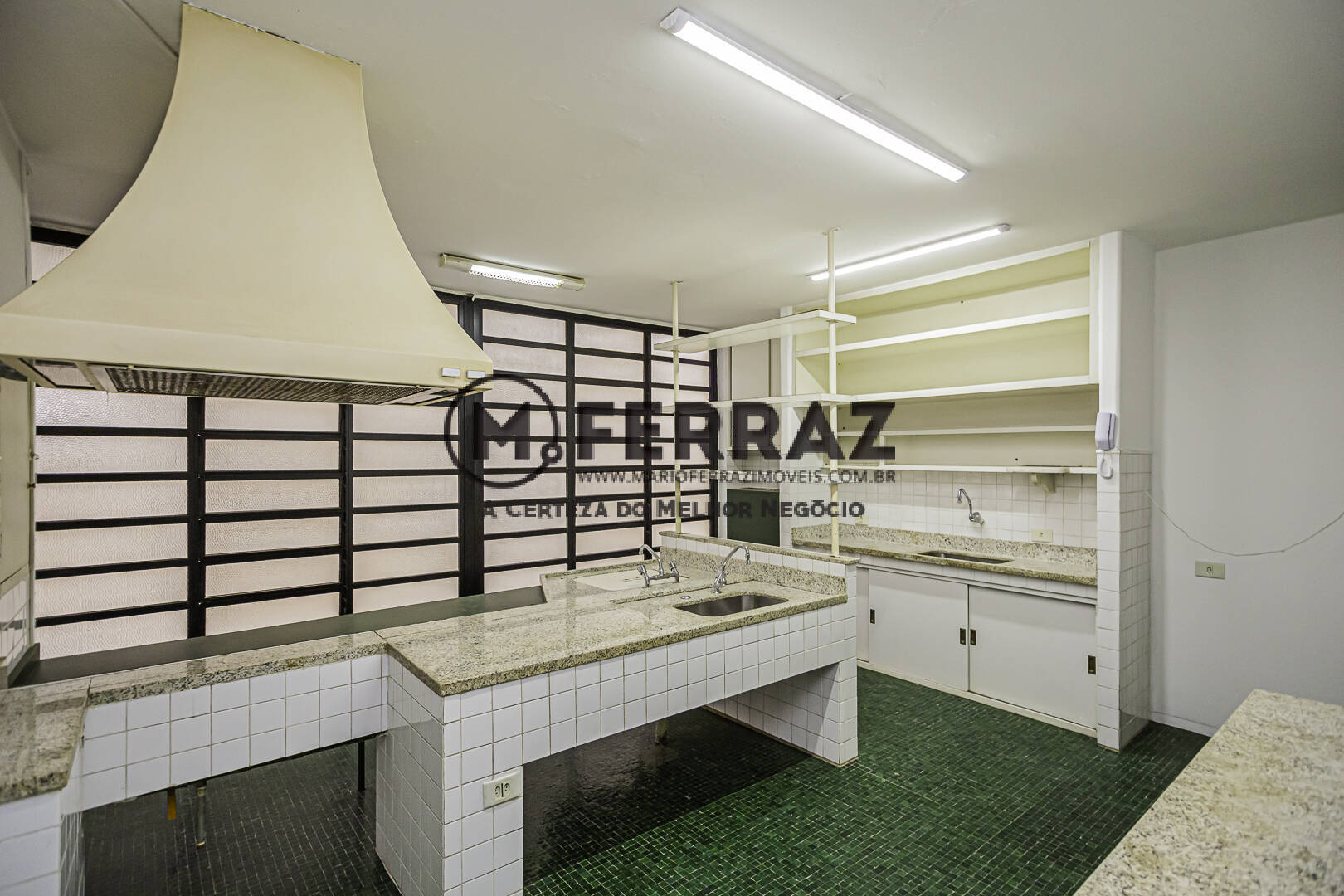 Apartamento para alugar com 3 quartos, 194m² - Foto 8