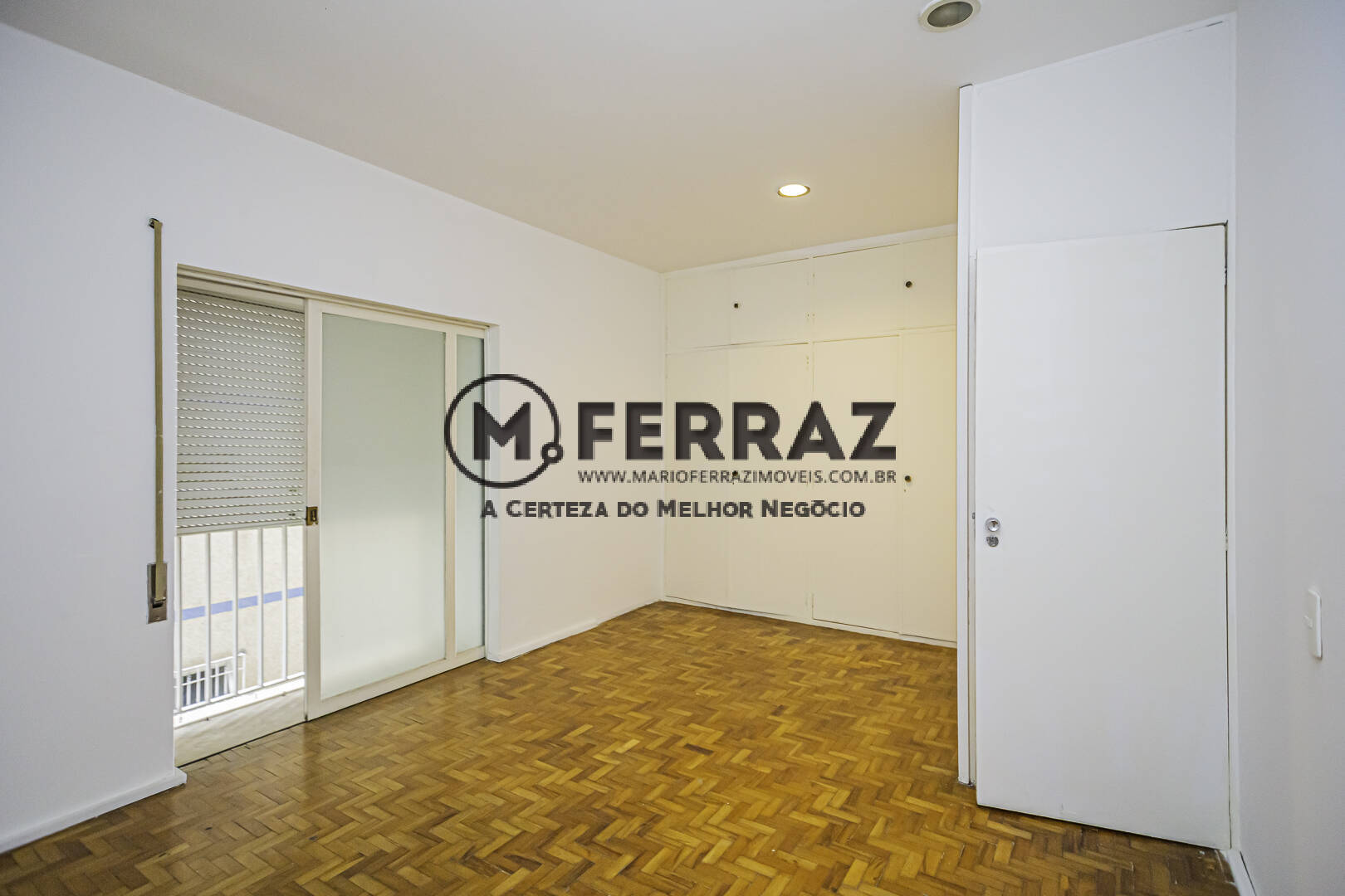 Apartamento para alugar com 3 quartos, 194m² - Foto 13