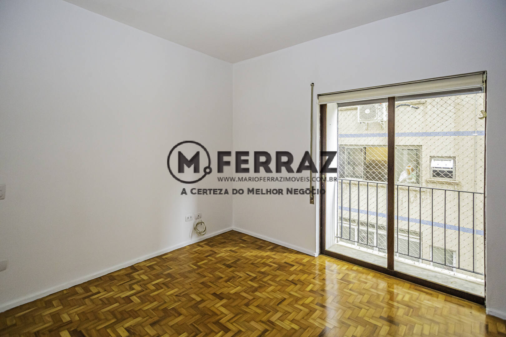 Apartamento para alugar com 3 quartos, 194m² - Foto 14