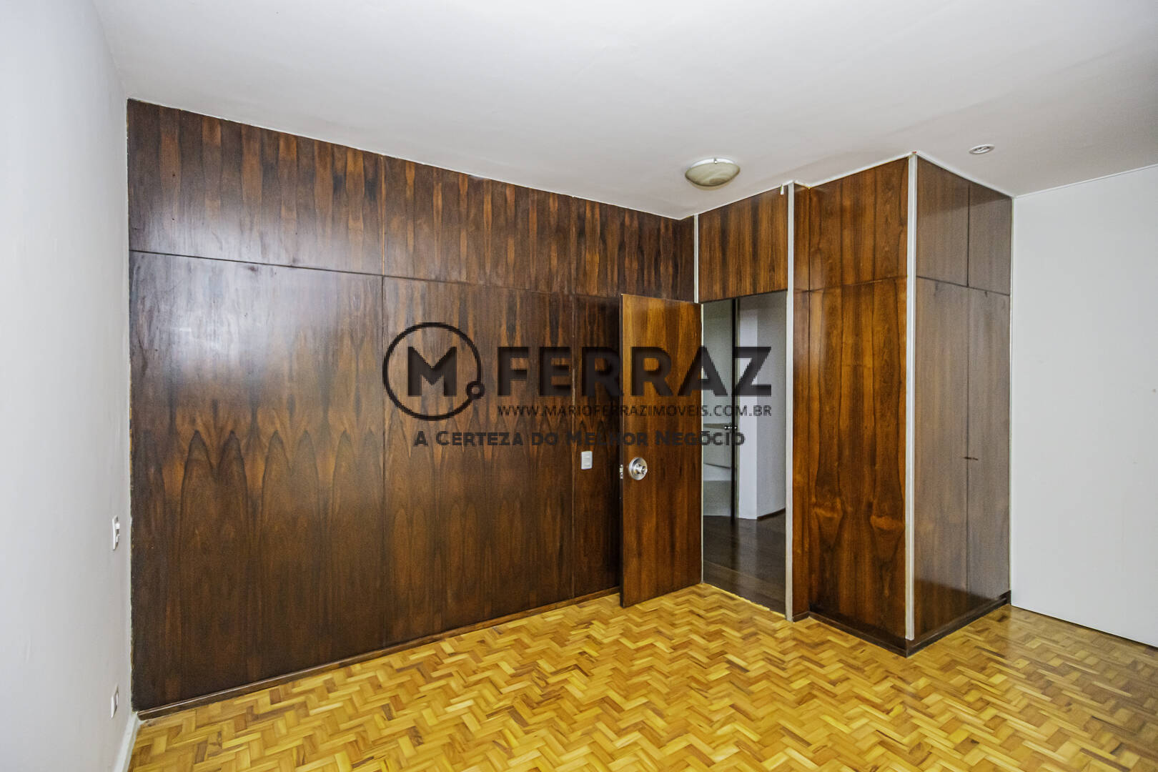 Apartamento para alugar com 3 quartos, 194m² - Foto 17