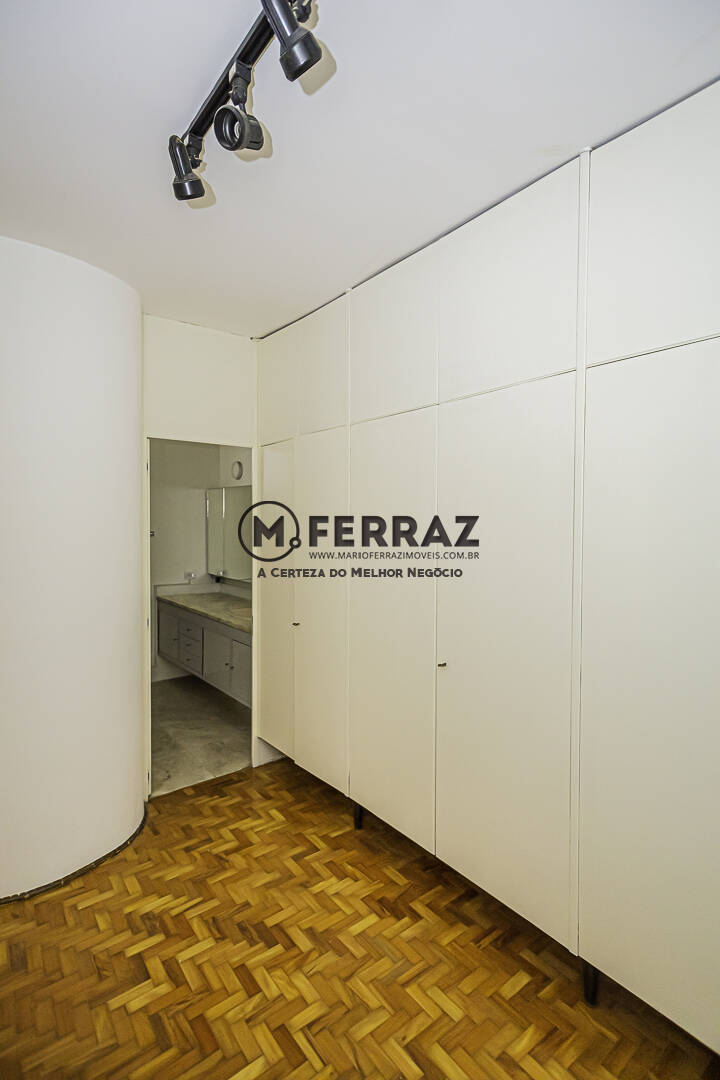 Apartamento para alugar com 3 quartos, 194m² - Foto 22