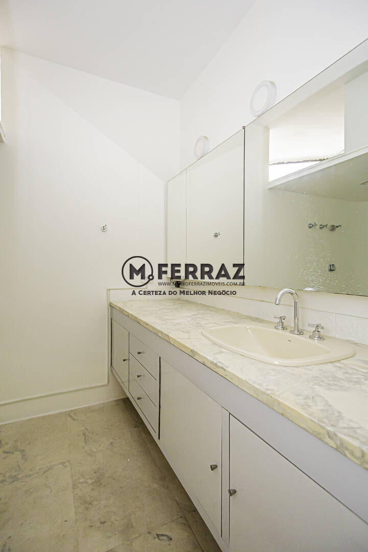 Apartamento para alugar com 3 quartos, 194m² - Foto 28