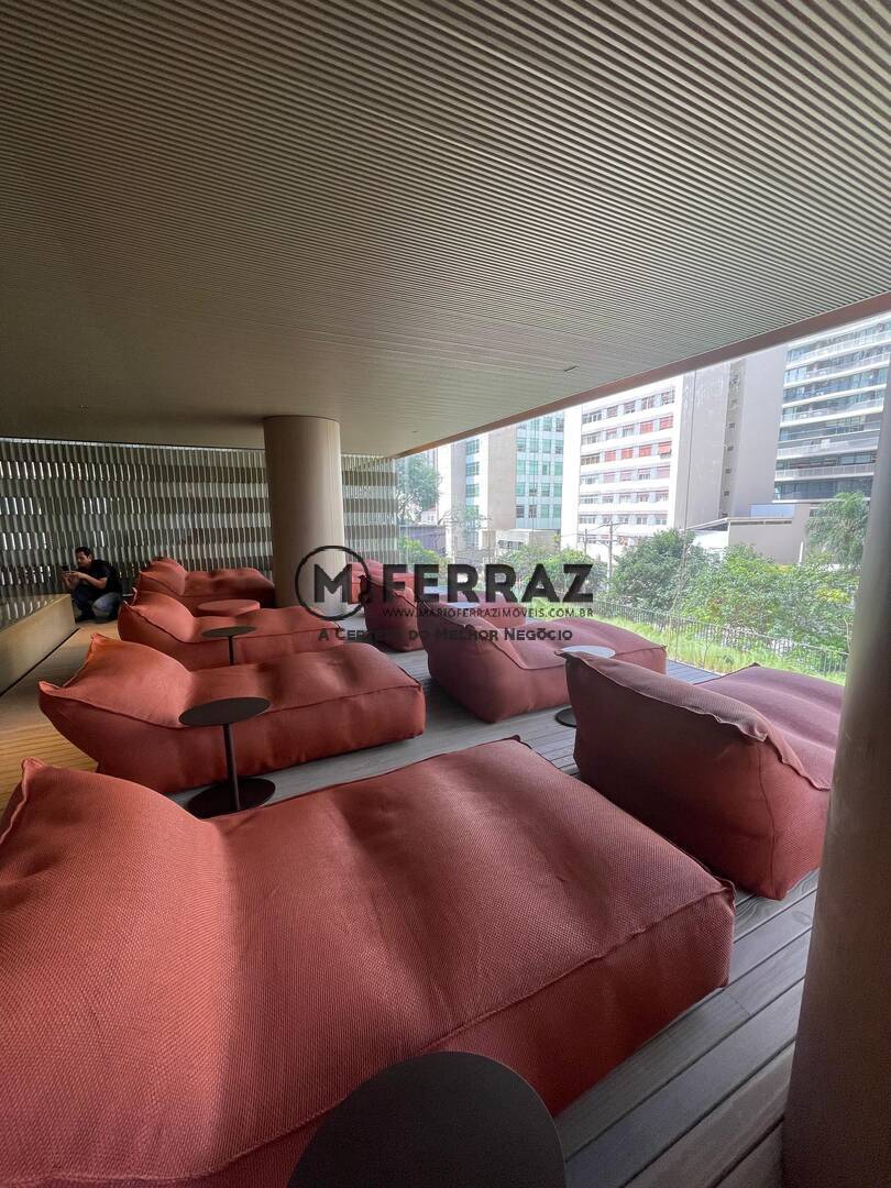 Apartamento à venda com 3 quartos, 232m² - Foto 17