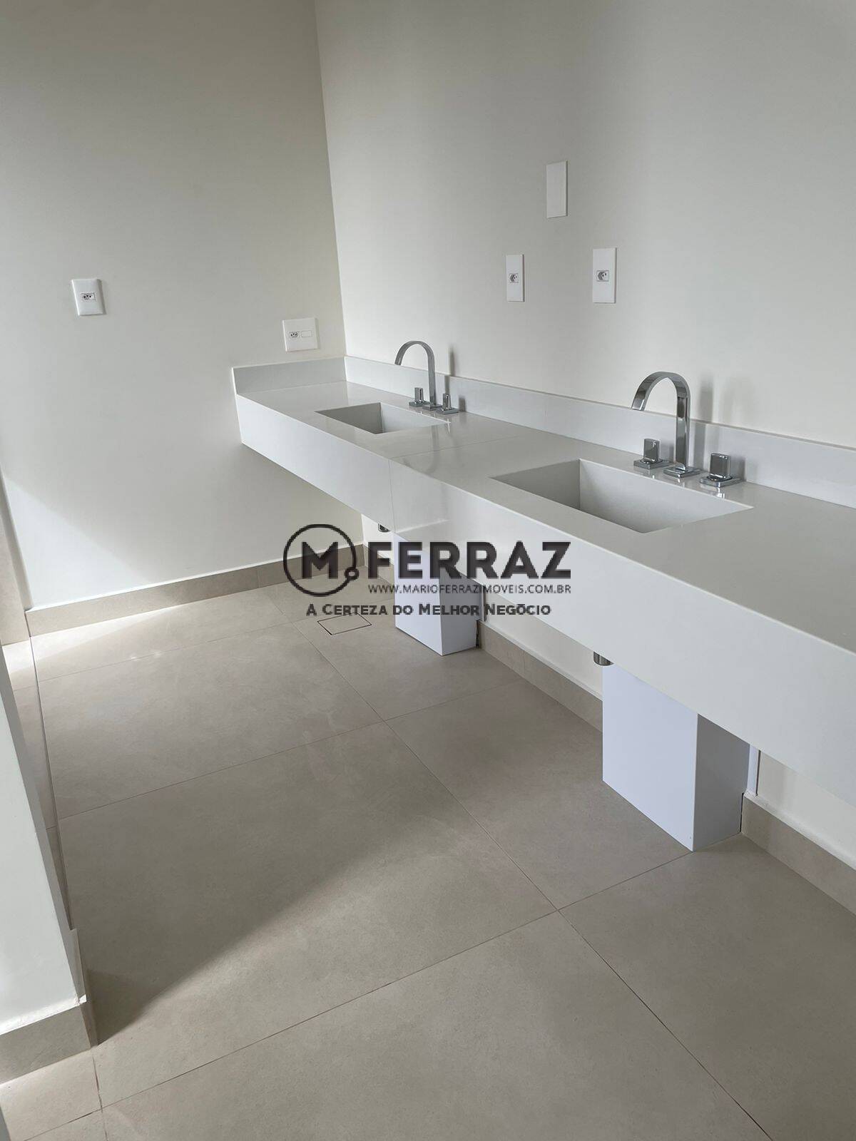 Apartamento à venda com 3 quartos, 232m² - Foto 12