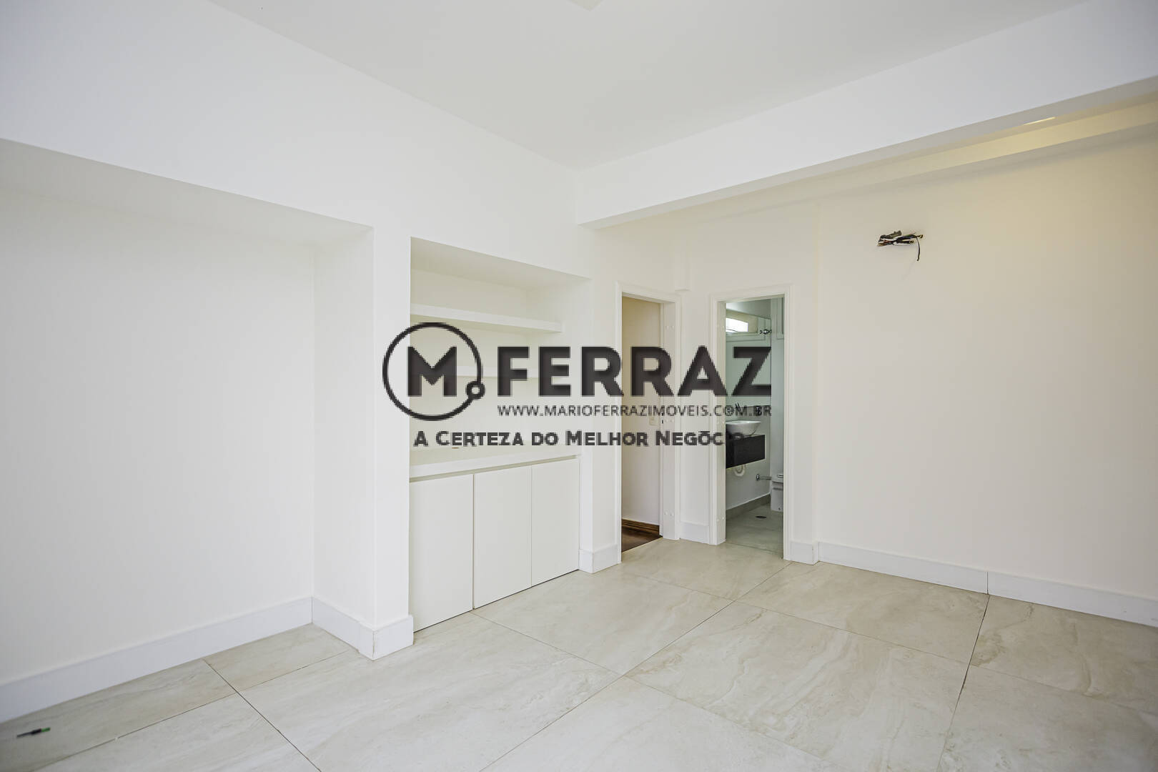 Apartamento para alugar com 3 quartos, 236m² - Foto 17